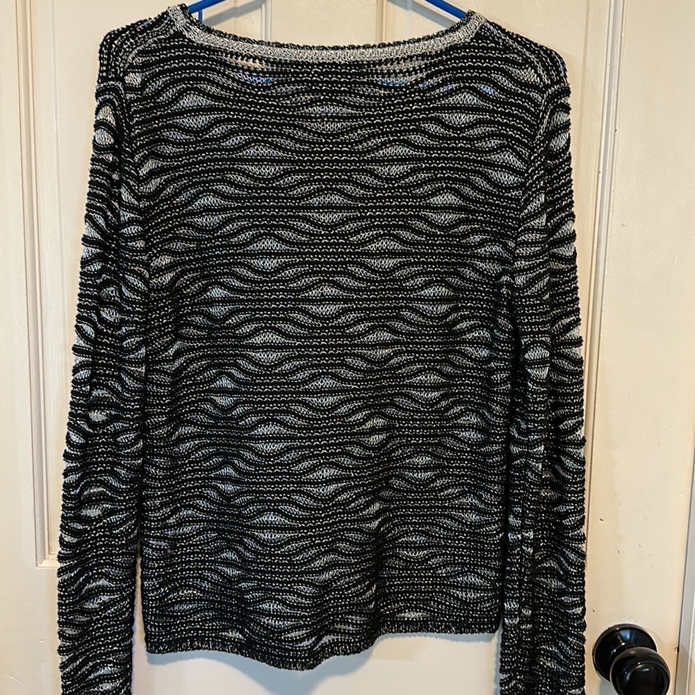 Fate Black and Silver Metallic sweater size small - Picture 5 of 9